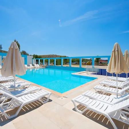 Carina Hotel 4*